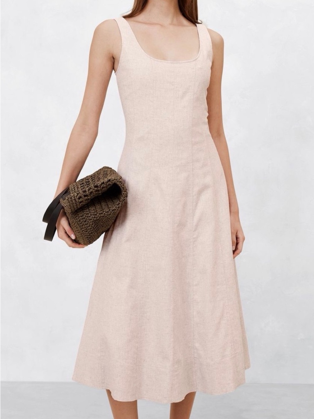 Banana Republic Sleeveless Scoop linen Midi Dress in cream
